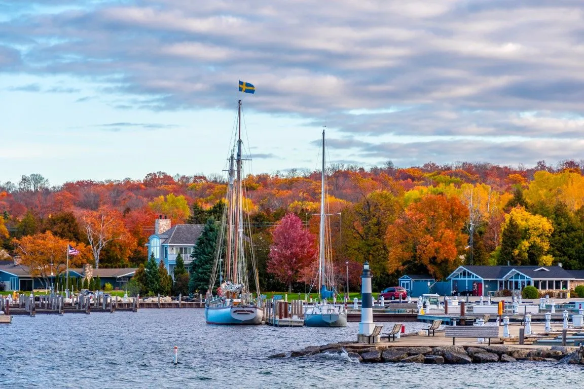 A rental boat on the waters of Door County